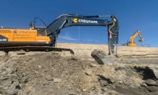 Разработка грунта под коллекторы в Арсеньеве от 2635 руб. – 2Землекопа-Рсн