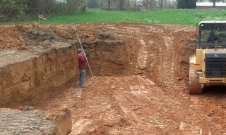 Выкопать котлован под фундамент в Арсеньеве - от 2635 руб. | 2Землекопа-Рсн