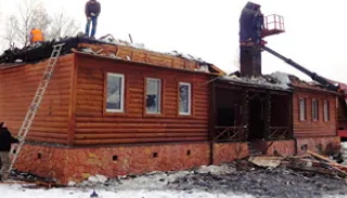 Разбор сгоревшего дома в Арсеньеве от 3899 руб. - 2Землекопа-Рсн